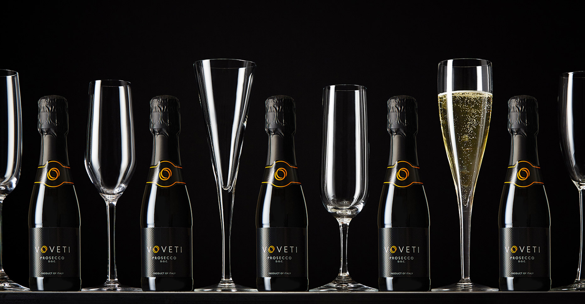 AlanCampbellPhotography, Volveti wine line up of prosecco